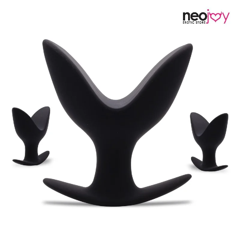 Neojoy Super Expandable Butt Plug Silicone Black With Flat Base Extra Large